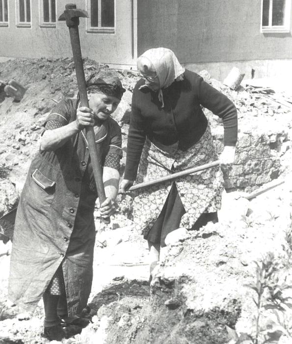 Muttertag - Trümmerfrauen Dresden